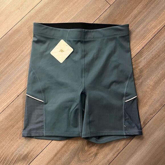 Fabletics Womens Medium High Waisted Running Biker Shorts Activewear Bin A-105 - Picture 1 of 3